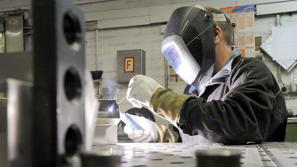Metall- und Elektro: Herz der deutschen Industrie. (Symbolbild)  Foto: Carsten Rehder/dpa
