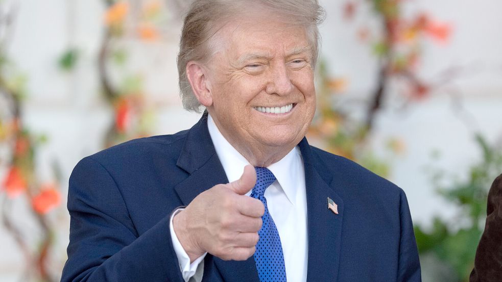 Versucht, die USA nach seinem Willen umzubauen: US-Präsident Donald Trump. Foto: IMAGO/Aaron Schwartz-Pool via CNP