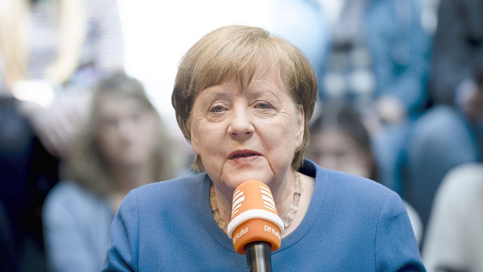 Angela Merkel spricht sich für eine Frau als Nachfolgerin von Bundespräsident Frank-Walter Steinmeier aus. Konkrete Kandidatinnen nennt die Altkanzlerin nicht. Foto: IMAGO/ESDES.Pictures/Bernd Elmenthaler