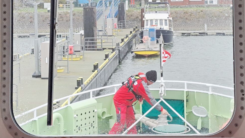 OZ-Volontärin auf See: Ein Tag an Bord bei den Seenotrettern auf Borkum