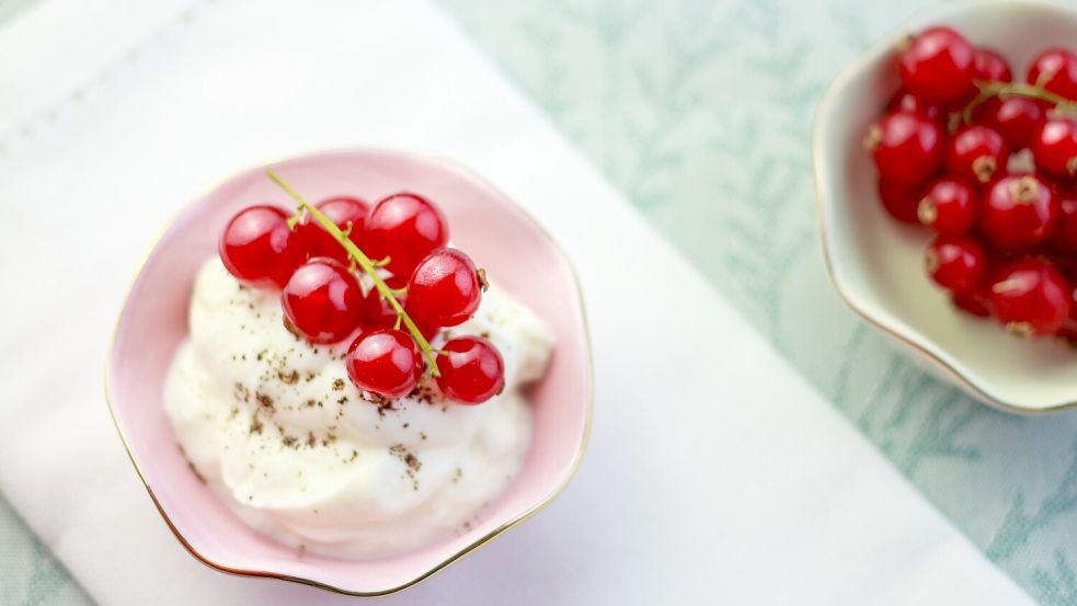 Das besondere Rezept: Echt cool: Quarkcreme mit Johannisbeeren ...