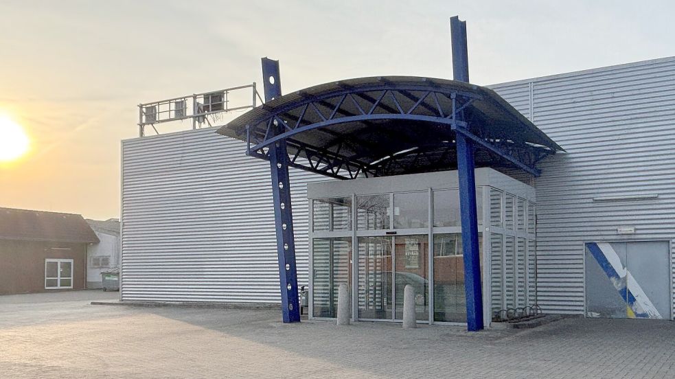 Retail: Former Euronics in Ostrhauderfehn - | new tenant in sight