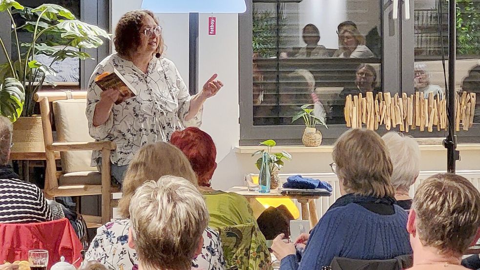 Lesung in Rhauderfehn: Susanne Oswald über Bücherliebe und ...