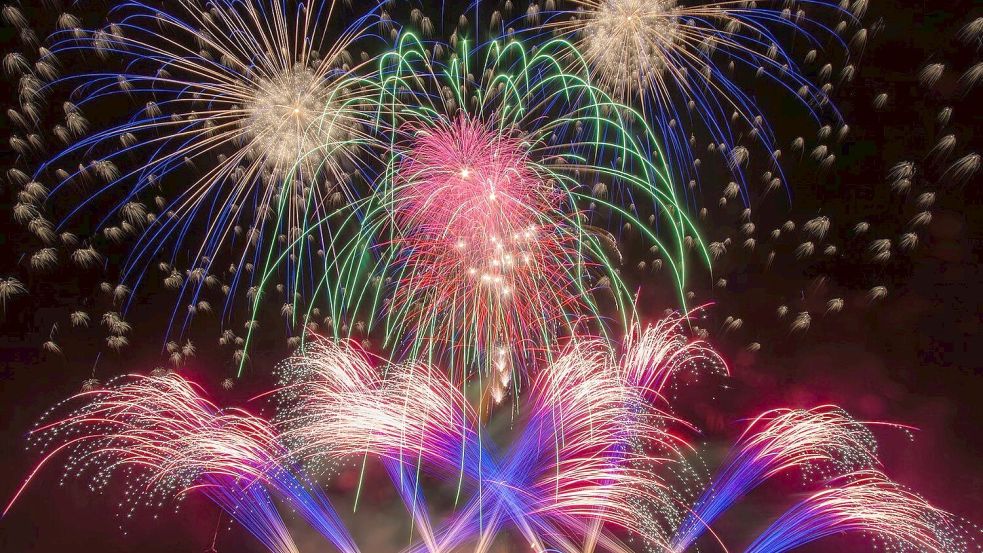 Pyrotechnik: Warum in Selverde ein Riesen-Feuerwerk den Himmel erhellte