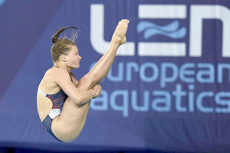 Wasserspringerinnen Hentschel und Punzel mit EMSilber GeneralAnzeiger